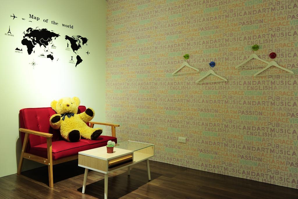 Sleep In Guest House Hualien City Exterior photo